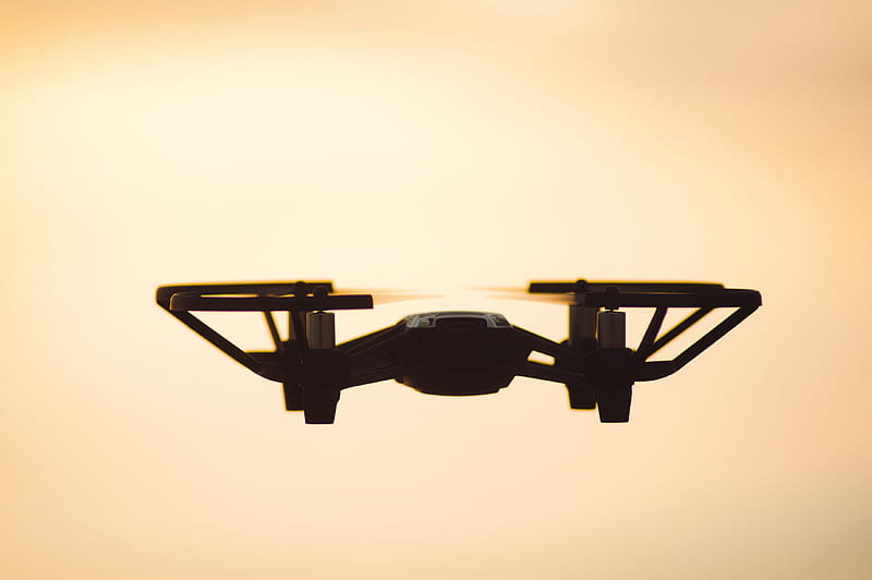 black quadcopter drone close-up graphy, HD wallpaper