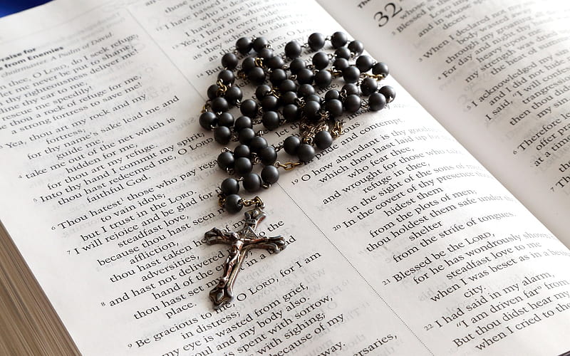 Rosary and Bible, Bible, religion, graphy, Rosary, HD wallpaper