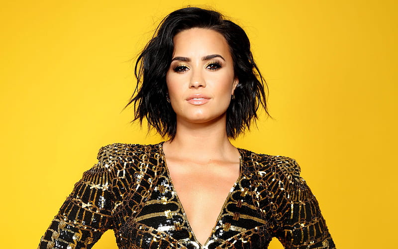 Demi Lovato, American singer smile, shoot, portrait, suit with sparkles, fashion model, HD wallpaper