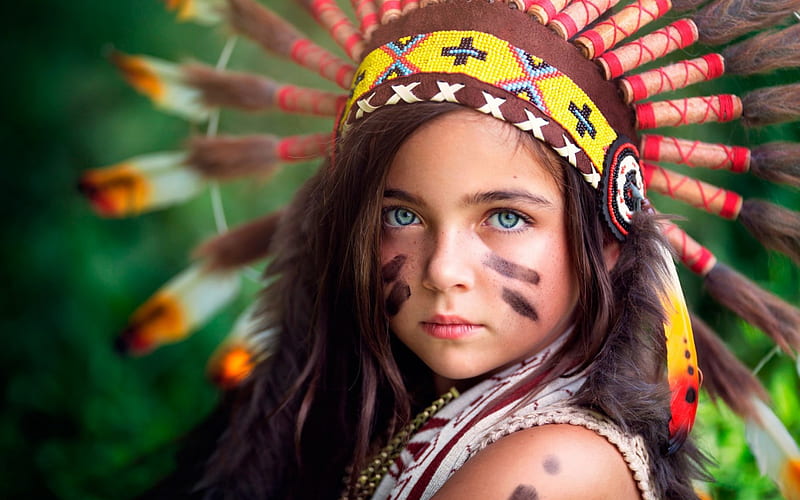 Little indian, red, colorful, little, indian, yellow, hat, girl, green, feather, child, HD wallpaper