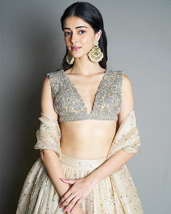 Shop Designer Bridal Lehengas Choli Online At Best Price. | Samyakk