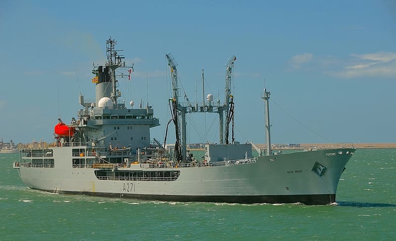 Royal Fleet Auxiliary RFA Gold Rover Small Replenishment Tanker, 11522 tons, 19 kts speed, 15000 miles range, 3000m3 oil, 2 desels, 461t 4in, HD wallpaper