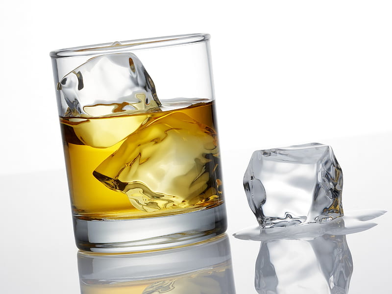 Cheers to 2012, glass, ice, cube, spirits, HD wallpaper