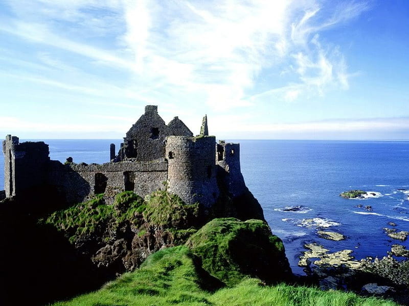 Dunluce Castle, mountain, ireland, ocean, cliff, castle ruins, clouds, HD wallpaper