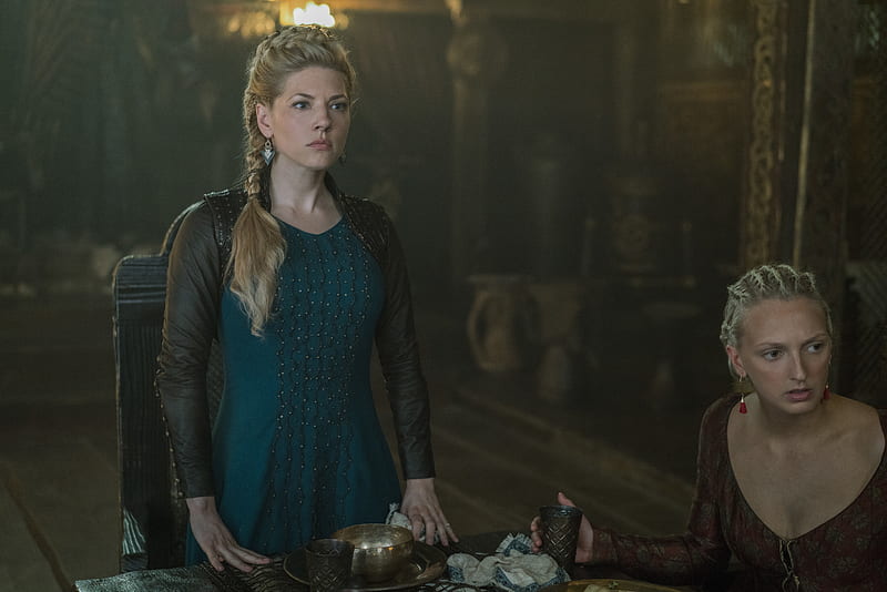 Lagertha Lothbrok, Katheryn Winnick, women, Canadian women, Bjorn Lothbrok, Bjorn  Ironside, Alexander Ludwig, fantasy girl, fantasy men, Vikings (TV series),  BBC, fighting, sword, TV series, battle, blood, men