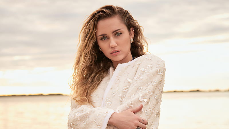 Miley Cyrus Vanity Fair 2020, miley-cyrus, celebrities, girls, music, HD wallpaper