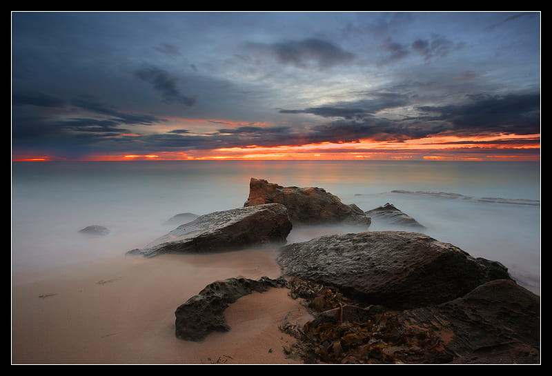 Soft Sunrise, rocks, ocean, nature, bonito, sunrise, sea, HD wallpaper