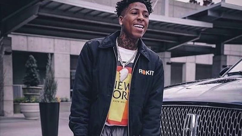 Smiley NBA Youngboy Is Wearing White Yellow T-Shirt And Black Overcoat Standing Near Car NBA Youngboy, HD wallpaper
