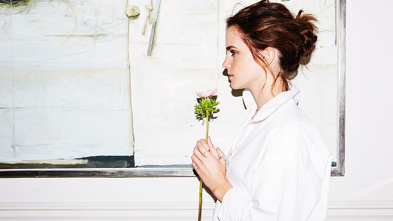 Emma Watson Is Wearing White Shirt And Having Flower In Hand Celebrities, HD wallpaper