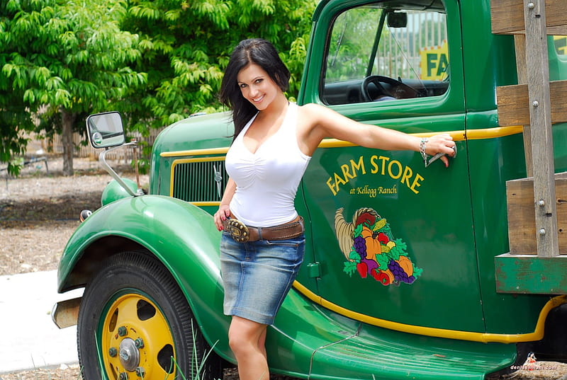 Down On The Farm, Model, Sexy, Truck, Outdoors, HD wallpaper