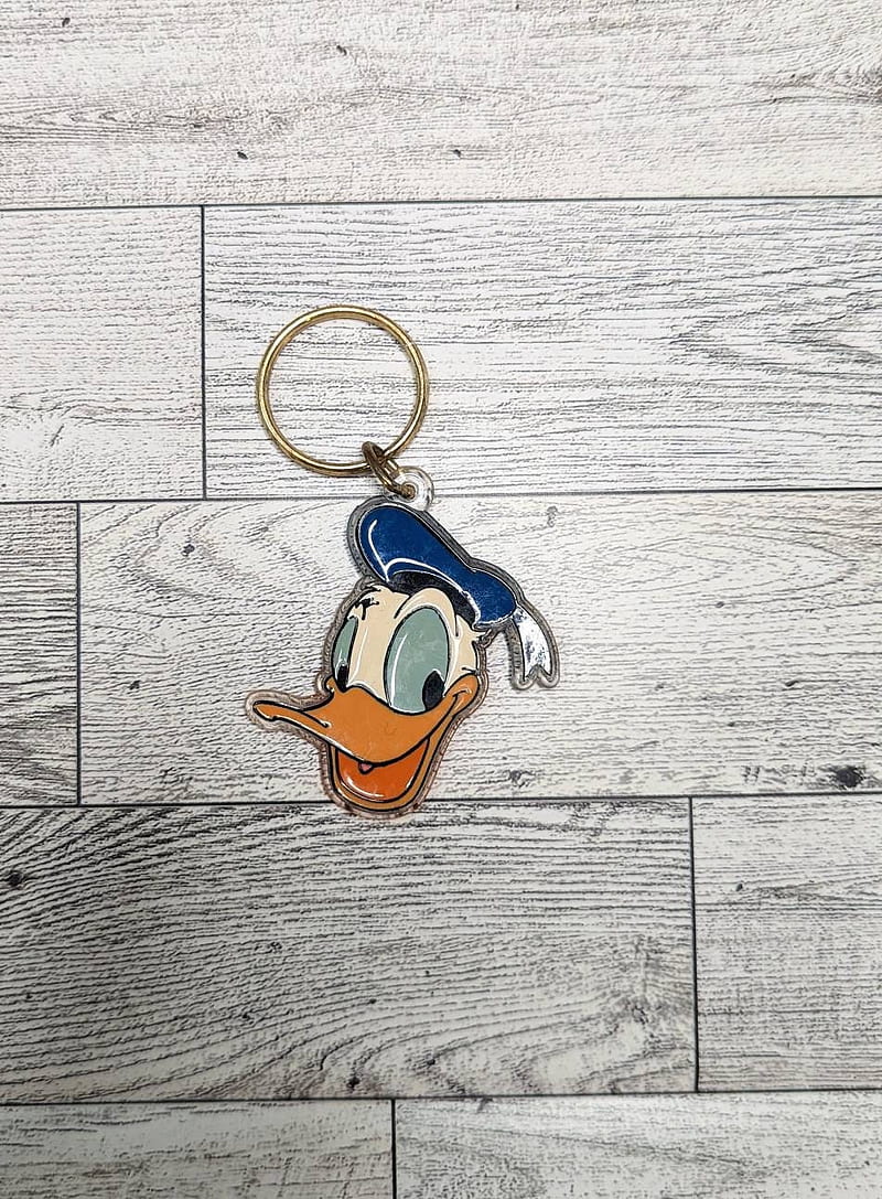 Donald Duck Keychain, Vintage Donald Duck, HD phone wallpaper
