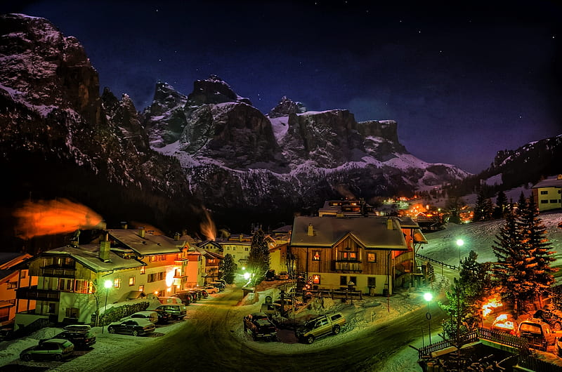 Mountainside Village, carros, colorful, mountains, shine, bonito, evening, lights, winter, HD wallpaper