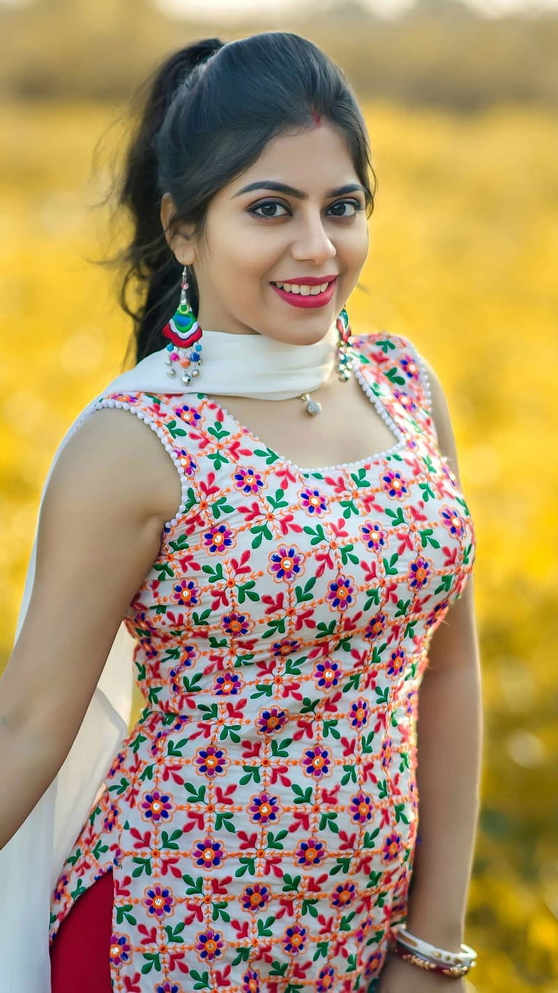 Sayani Saha , model, cheerful, HD phone wallpaper