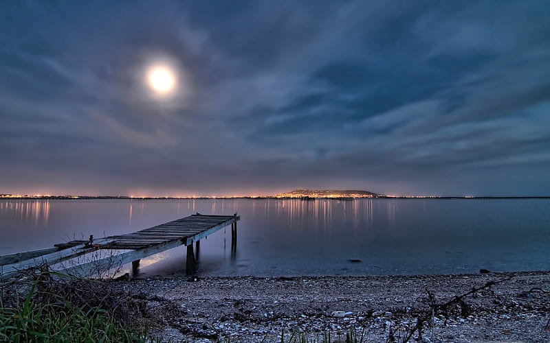 moon behind clouds-river bank landscape graphy, HD wallpaper
