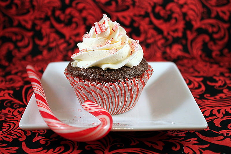 peppermint, cake, cupcake, red, cupcakes, christmas, holiday, food, cream, HD wallpaper