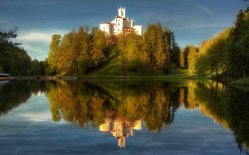 Fairy tale Castle, beautiful view, splendid reflection, blue sky, trees, lake, wonderful place, HD wallpaper