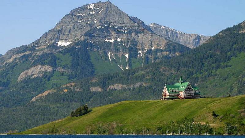 lodge in waterton lakes np in alberta canada, mountain, forest, grass, lodge, meadow, HD wallpaper
