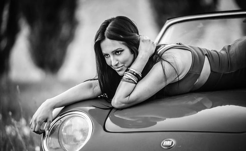 *, graphy, sensual pose, car, black and white, beauty, smile, woman, HD wallpaper