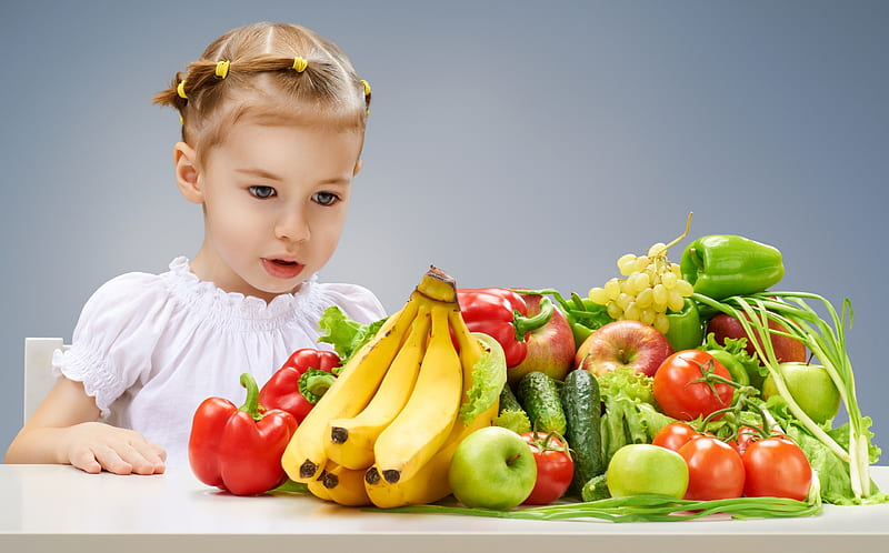 Healthy food, fruit, cute, girl, food, copil, child, vegetable, HD wallpaper