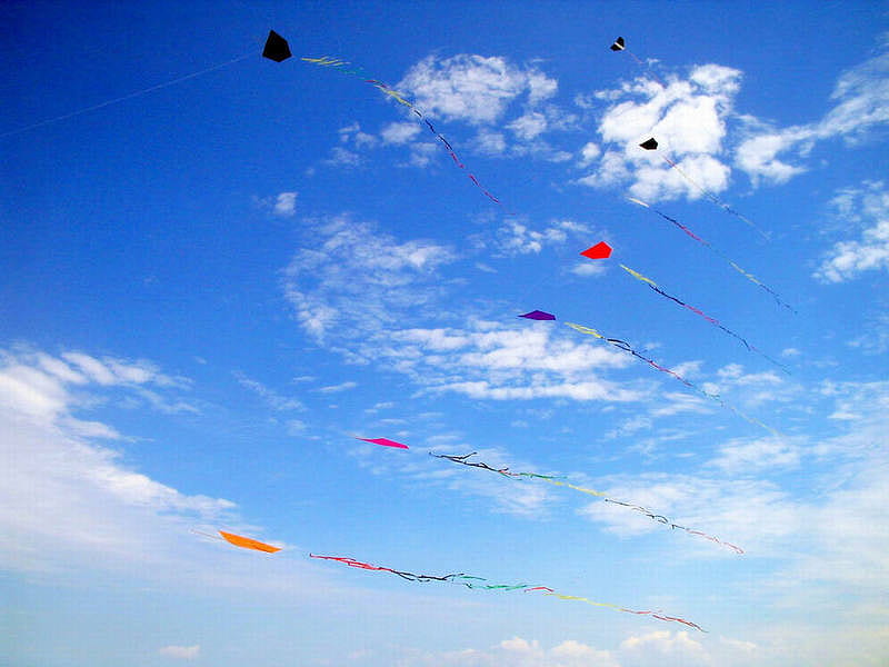 kites, dom, sky, blue, HD wallpaper