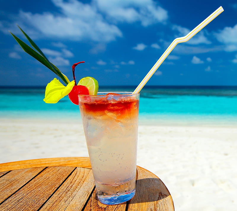 Beach Cocktail, beach, cocktail, cool, drink, ocean, refreshing, relax, sand, sea, tropical, HD wallpaper