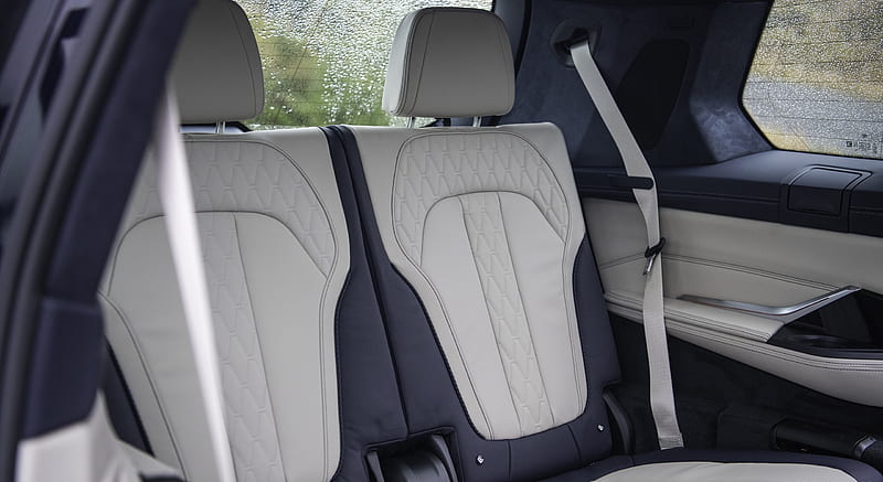 2019 BMW X7 M50d (UK-Spec) - Interior, Third Row Seats , car, HD wallpaper