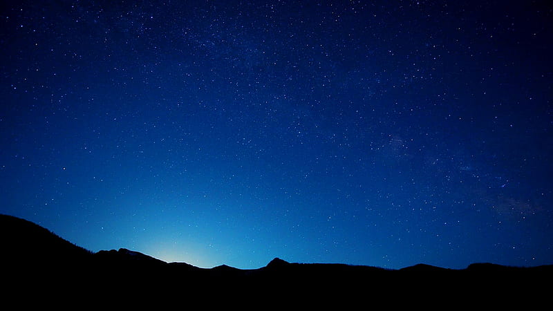 Cielo nocturno estrellado sobre algunas montañas, azul, estrella,  estrellas, Fondo de pantalla HD | Peakpx