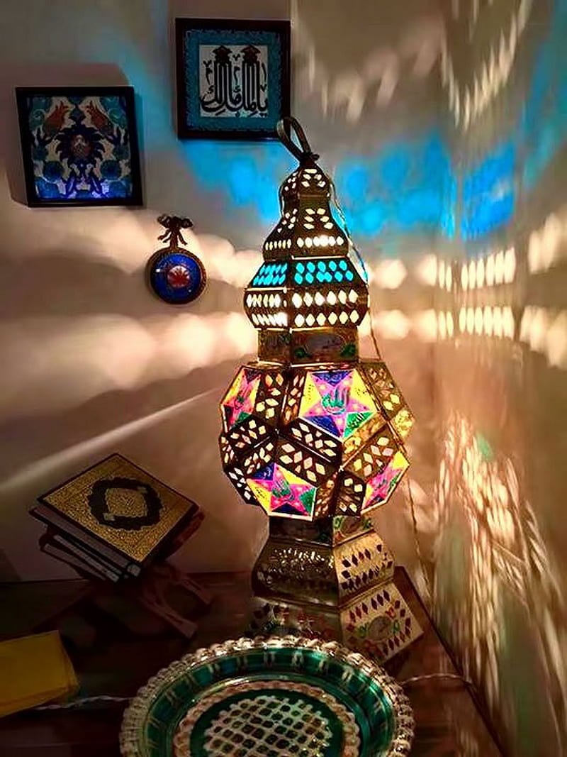 Ramadan kareem, happy birtay cupcake, man, new, rooms, saints, science, signs, zodiac, HD phone wallpaper