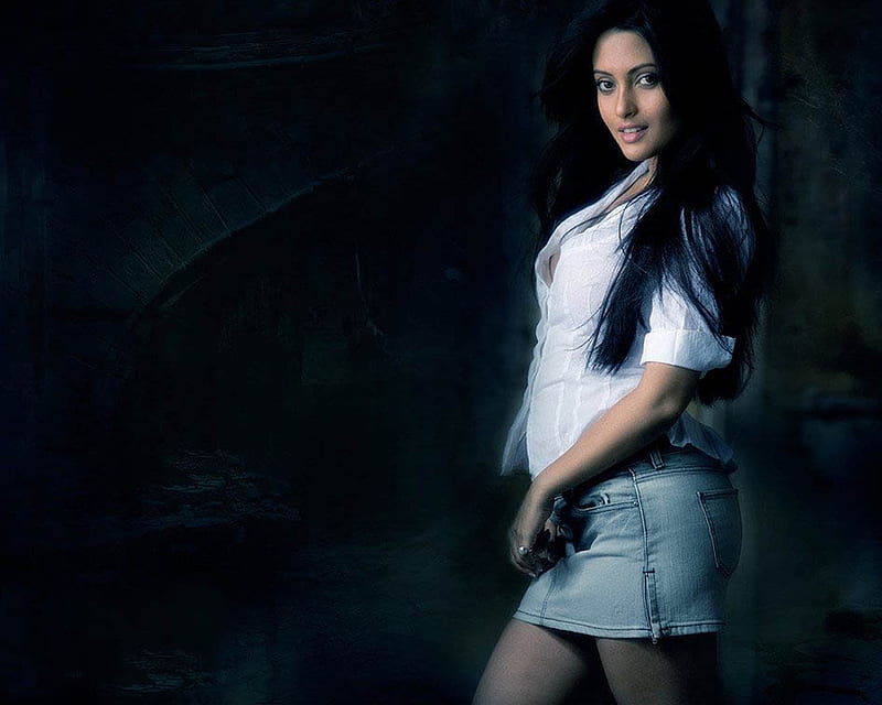 Riya Sen HD Wallpapers Free Download ~ 1 Desktop Background