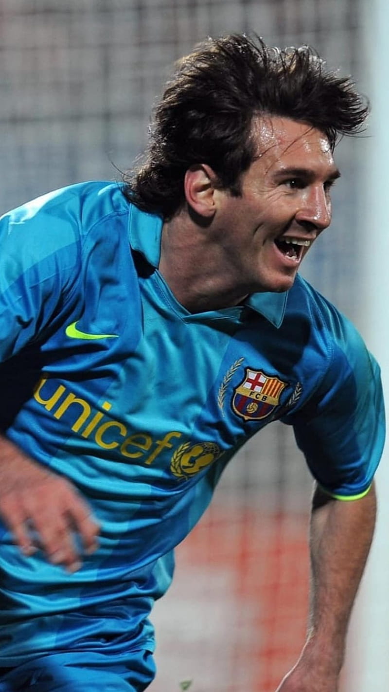 Hãy thưởng thức hình nền điện thoại của siêu sao bóng đá Messi với thiết kế độc đáo và ấn tượng. Hình ảnh sẽ làm cho điện thoại của bạn trở nên xinh đẹp và độc đáo hơn bao giờ hết.