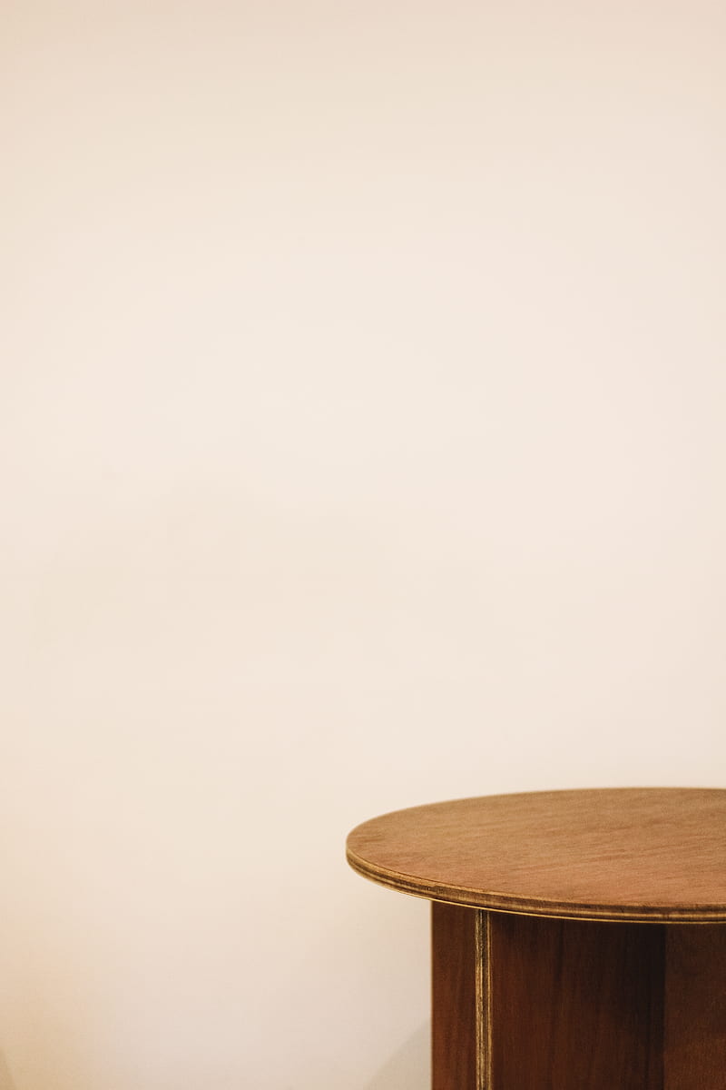 brown wooden end table beside white wall, HD phone wallpaper