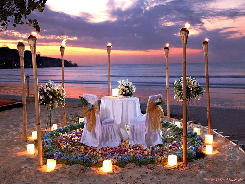 Romantic Dining on the Beach, dinner, torches, tiki, romance, lights, beach, sand, two, love, dine, couple, HD wallpaper