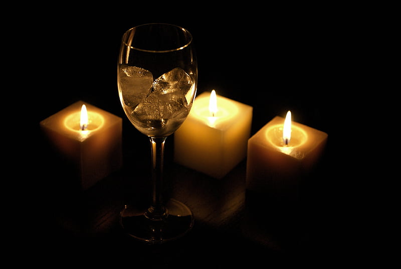 WINE GLASS & CANDLES, ice cubes, candles, candle lights, wine glass, HD wallpaper
