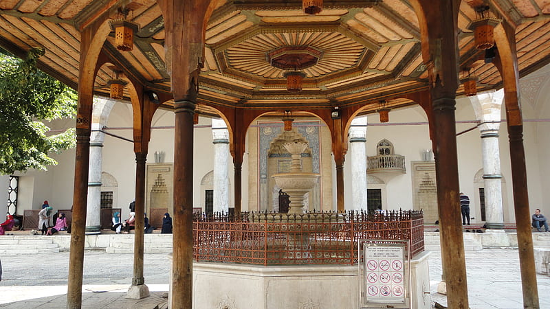 Gazi Husrev Beg's Mosque - Sarajevo, Bosnia, bosnia, fountain, courtyard, mosque, bascarsija, sarajevo, classic, ottoman, HD wallpaper