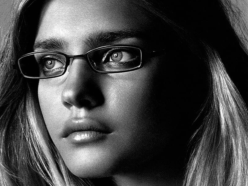 Defining Beauty, natalia vodianova, special, model, black and white, pure, bonito, soft, woman, delicate, elegant, graphy, beauty, face, hop, eyes, natural, HD wallpaper