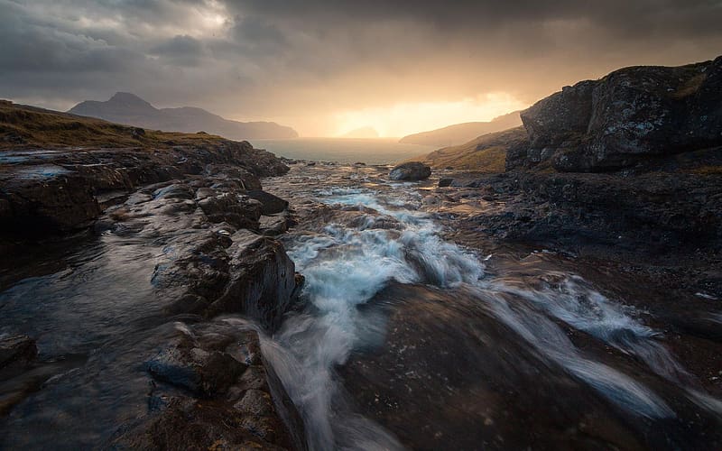 Brief moment of Sunlight on the Faroe Islands, sea, sky, atlantic, rocks, clouds, HD wallpaper