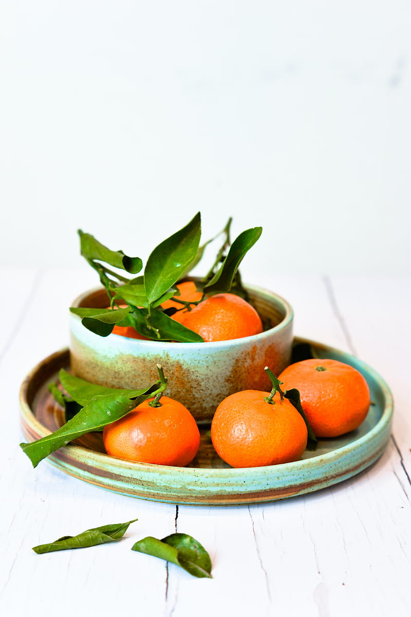 tangerines, fruits, citrus, leaves, plates, HD phone wallpaper