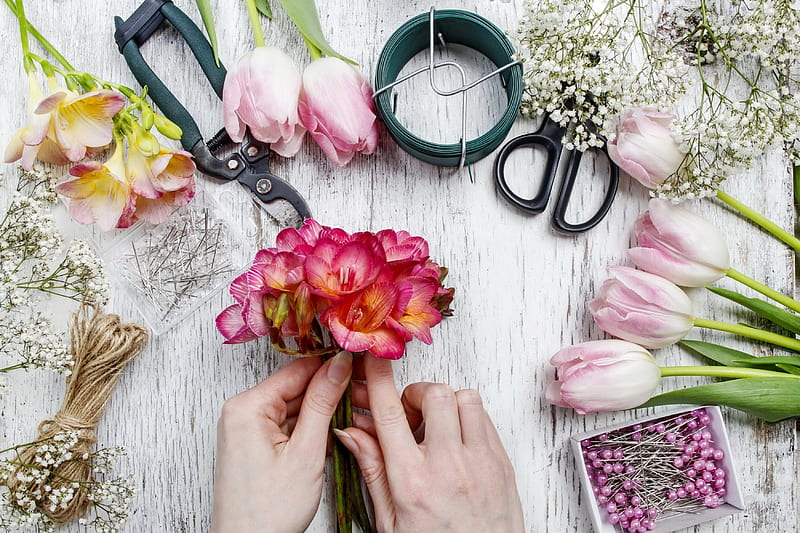 Spring Flowers, decoration, florist, flowers, spring, tulips, pink, HD wallpaper