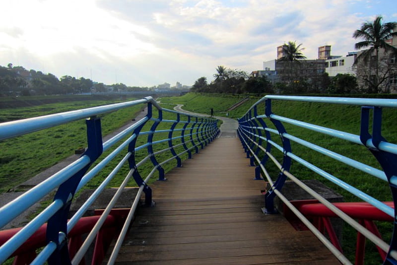 The wetlands park bridge, bridge, exercise, person, wetlands, park, take a walk, HD wallpaper