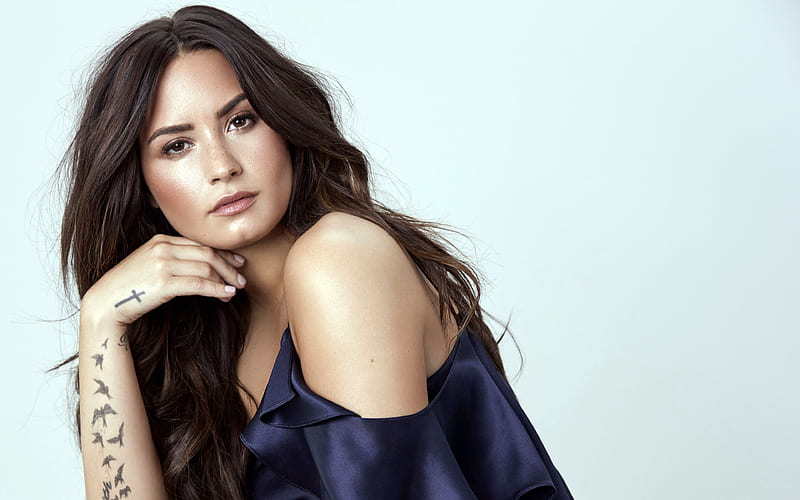 Demi Lovato American singer, portrait, tattoo on hand, blue dress,  beautiful women, HD wallpaper | Peakpx