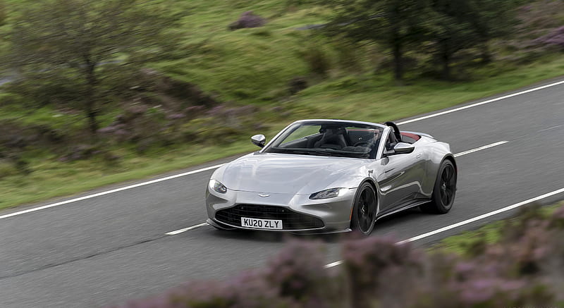 2021 Aston Martin Vantage Roadster (Color: Spirit Silver) - Front , car, HD wallpaper 2021 Aston Martin Vantage Roadster (Color: Spirit Silver) - Front , car, HD wallpaper