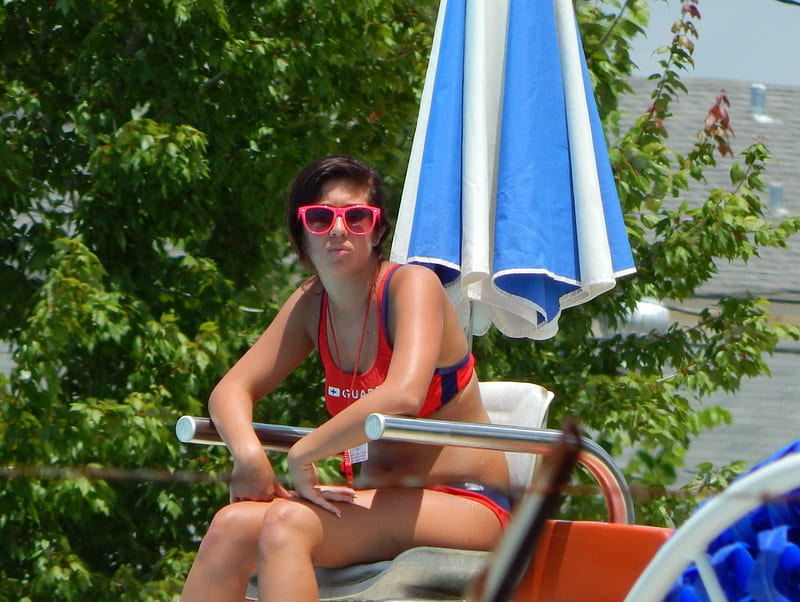 Lifeguard Hot Girl, eyewear, models, woman, lifeguard, sunglasses, brunette, sit, shades, girl, hot, HD wallpaper