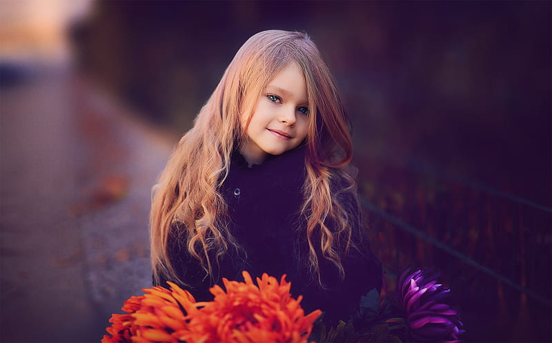 Cute Little Girl With Flowers, little-girl, flowers, cute, child, HD wallpaper