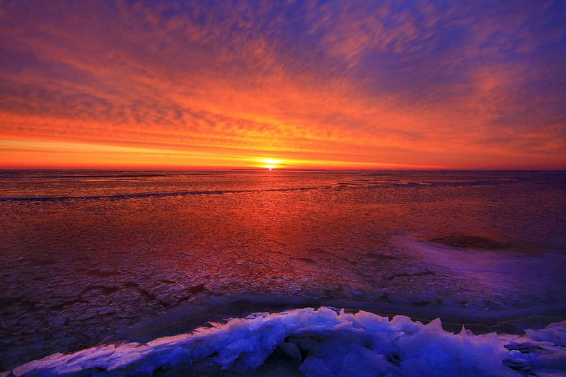 Amazing winter sunset, colorful, shore, bonito, sky, sea, winter, snow ...