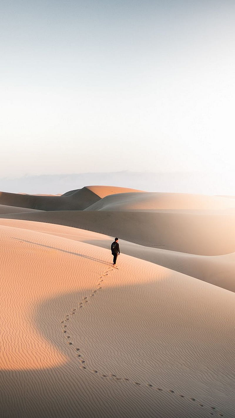 Desert , footprints, man, sunlight, HD phone wallpaper