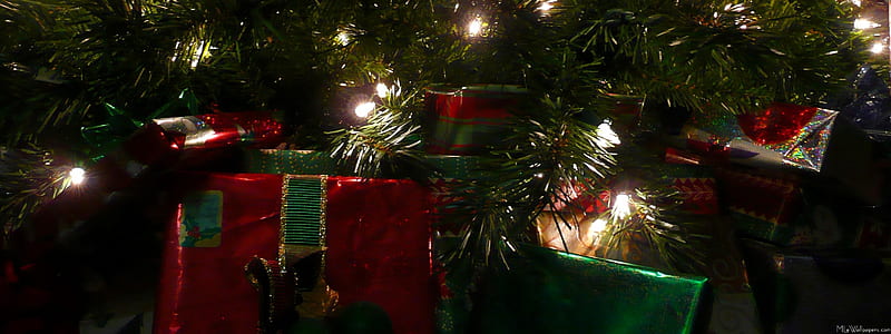 Gifts Under the Tree, Christmas Dual Monitor, HD wallpaper