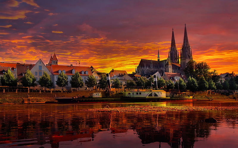 Regensburg Cathedral, sunset, embankment, summer, german cities, Europe, Germany, Regensburg, Cities of Germany, Regensburg Germany, cityscapes, HD wallpaper