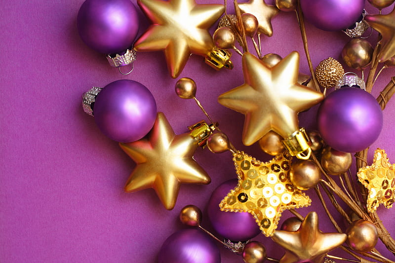 purple and gold christmas background