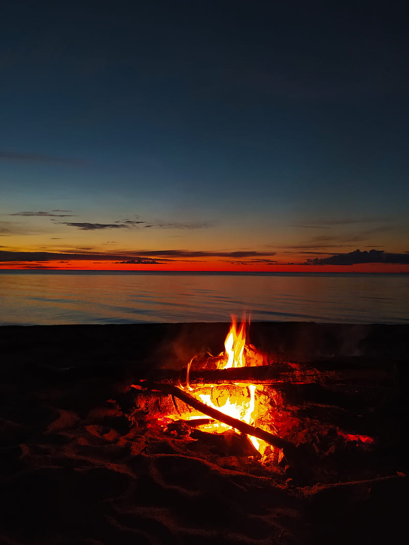 bonfire, flame, firewood, sunset, horizon, HD phone wallpaper