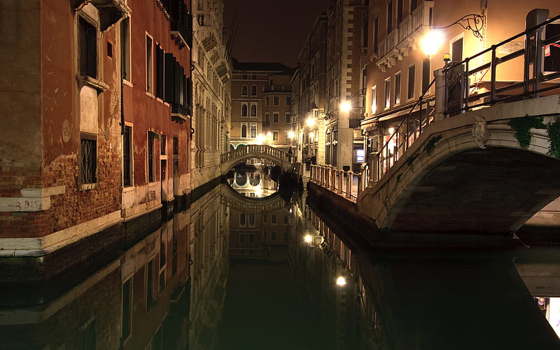 Old Venice, architecture, amazing, water, canal, venice, lights, night, italy, HD wallpaper